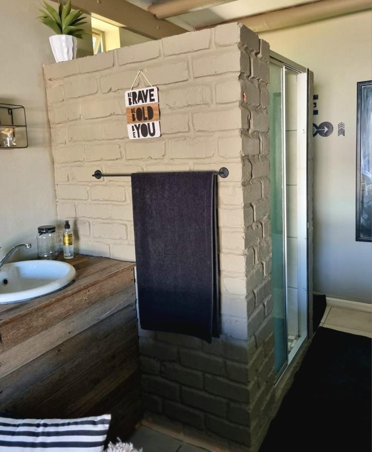 Angel 8 Airbnb Apartment 2 Robertson Εξωτερικό φωτογραφία
